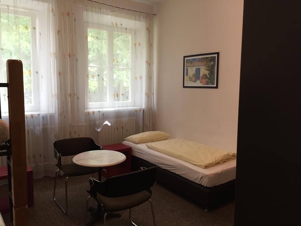 Jugendhotel Nuernberg Room photo